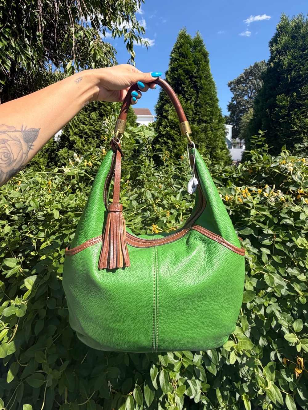 Vintage Tignanello Y2K Green Leather Crescent Hobo Shoulder Bag w/ Brown Tassel